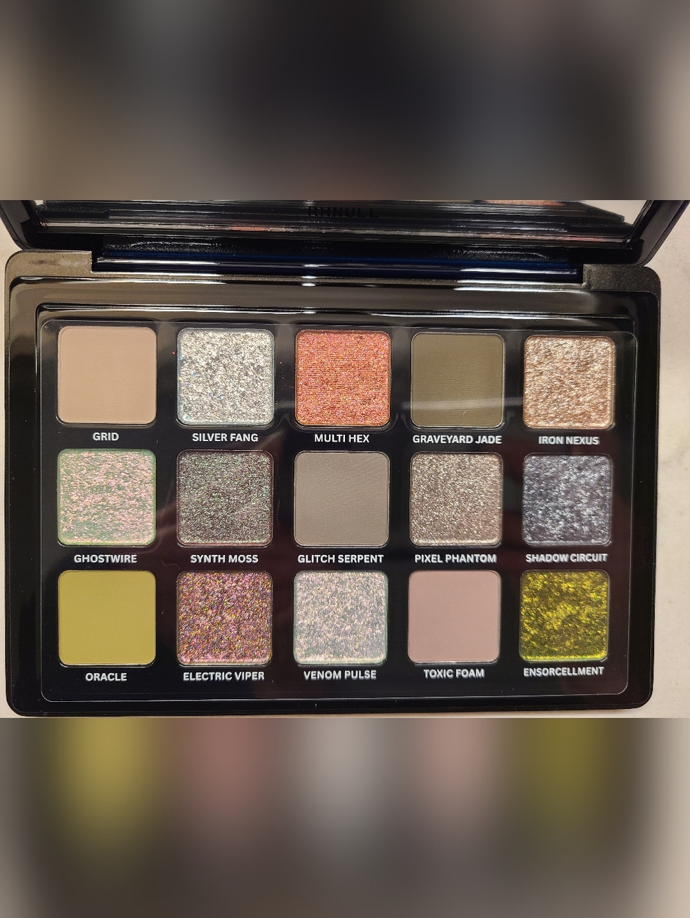 Adept RHNULL Eyeshadow Palette